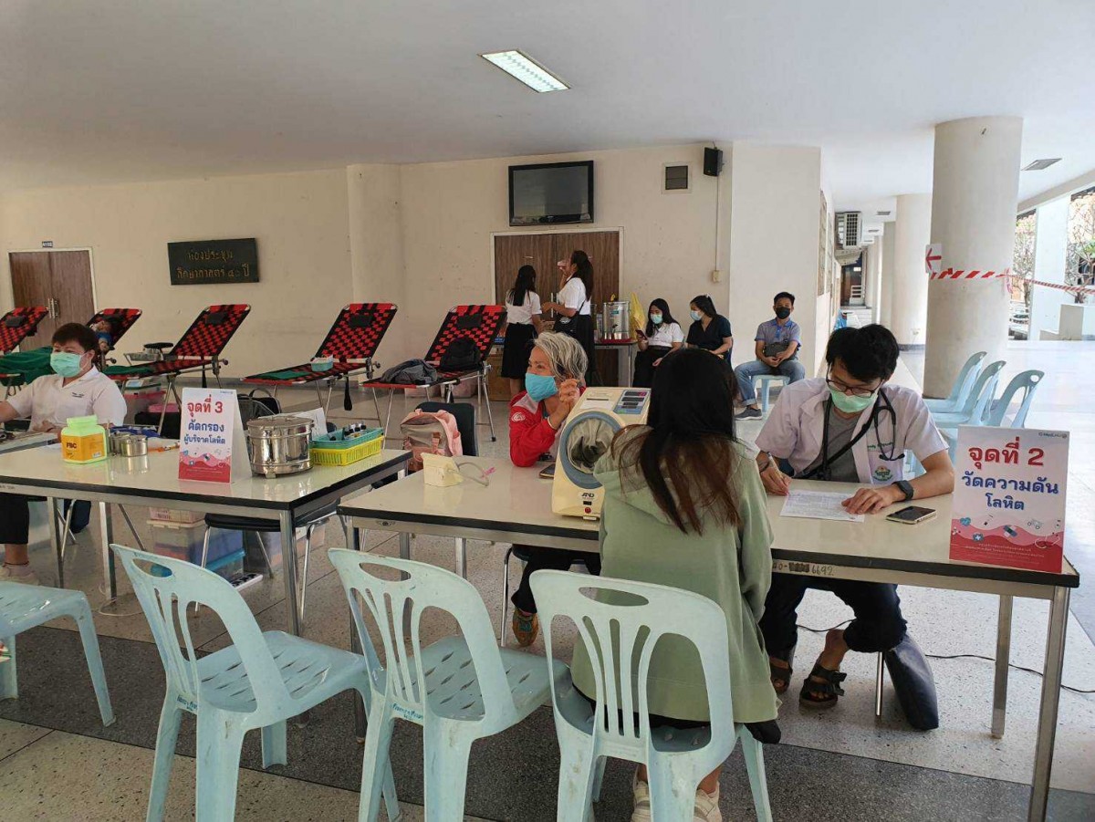 A blood drive was organized by CMU Faculty of Education student volunteers for the Chiang Mai community