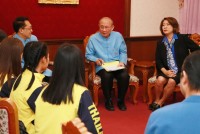 คณบดี ร่วมแสดงความยินดีกับนักศึกษามหาวิทยาลัยเชียงใหม่เข้าร่วมการแข่งขันกีฬาซีเกมส์ครั้งที่ 30