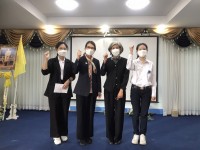 ประธานสาขาวิชาบริหารธุรกิจ เป็นวิทยากรบรรยายให้ความรู้เรื่องการดูแลสุขภาพในช่วงฤดูหนาว ณ โรงเรียนผู้สูงอายุตำบลมะขุนหวาน