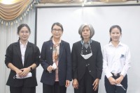 ประธานสาขาวิชาบริหารธุรกิจ เป็นวิทยากรบรรยายให้ความรู้เรื่องการดูแลสุขภาพในช่วงฤดูหนาว ณ โรงเรียนผู้สูงอายุตำบลมะขุนหวาน