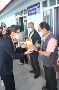 ประธานสาขาวิชาบริหารธุรกิจ เป็นวิทยากรบรรยายให้ความรู้เรื่องการดูแลสุขภาพในช่วงฤดูหนาว ณ โรงเรียนผู้สูงอายุตำบลมะขุนหวาน