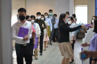  ดุษฎีบัณฑิต มหาบัณฑิต และบัณฑิตคณะศึกษาศาสตร์ มช. ร่วมซ้อมรับพิธีพระราชทานปริญญาบัตร ครั้งที่ 55