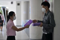  ดุษฎีบัณฑิต มหาบัณฑิต และบัณฑิตคณะศึกษาศาสตร์ มช. ร่วมซ้อมรับพิธีพระราชทานปริญญาบัตร ครั้งที่ 55