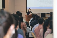  ดุษฎีบัณฑิต มหาบัณฑิต และบัณฑิตคณะศึกษาศาสตร์ มช. ร่วมซ้อมรับพิธีพระราชทานปริญญาบัตร ครั้งที่ 55