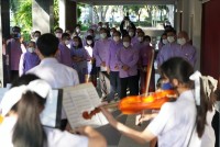 คณะศึกษาศาสตร์ มช. จัดพิธีถวายพวงมาลัยดอกไม้สด แสดงความเคารพต่อ มล.ปิ่น มาลากุล เนื่องในวันคล้ายวันสถาปนามหาวิทยาลัยเชียงใหม่ ประจำปี 2565