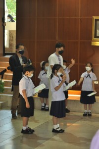 คณะศึกษาศาสตร์ มช. จัดพิธีถวายพวงมาลัยดอกไม้สด แสดงความเคารพต่อ มล.ปิ่น มาลากุล เนื่องในวันคล้ายวันสถาปนามหาวิทยาลัยเชียงใหม่ ประจำปี 2565