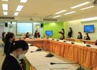 ประธานสาขาวิชาบริหารธุรกิจ เป็นวิทยากรบรรยายให้ความรู้เรื่องการทำงานด้วยการสร้างมนุษยสัมพันธ์ที่ดี ให้กับนักศึกษาวิทยาลัยเทคนิคลำพูน