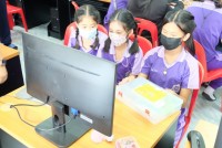 คณะศึกษาศาสตร์ มช. ลงพื้นที่จัดอบรม Coding in your area ให้กับนักเรียน รร.ต้นกล้า รร.อนุบาลโรจนวิทย์ รร.สันป่าตอง (สุวรรณราษฎร์วิทยาคาร) รร.วารีเชียงใหม่ และ รร.วัดเวฬุวัน