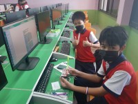 คณะศึกษาศาสตร์ มช. ลงพื้นที่จัดอบรม Coding in your area ให้กับนักเรียน รร.ต้นกล้า รร.อนุบาลโรจนวิทย์ รร.สันป่าตอง (สุวรรณราษฎร์วิทยาคาร) รร.วารีเชียงใหม่ และ รร.วัดเวฬุวัน