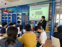 คณะศึกษาศาสตร์ มช. ลงพื้นที่จัดอบรม Coding in your area ให้กับนักเรียน รร.ต้นกล้า รร.อนุบาลโรจนวิทย์ รร.สันป่าตอง (สุวรรณราษฎร์วิทยาคาร) รร.วารีเชียงใหม่ และ รร.วัดเวฬุวัน