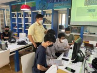 คณะศึกษาศาสตร์ มช. ลงพื้นที่จัดอบรม Coding in your area ให้กับนักเรียน รร.ต้นกล้า รร.อนุบาลโรจนวิทย์ รร.สันป่าตอง (สุวรรณราษฎร์วิทยาคาร) รร.วารีเชียงใหม่ และ รร.วัดเวฬุวัน