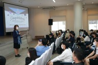  ดุษฎีบัณฑิต มหาบัณฑิต และบัณฑิตคณะศึกษาศาสตร์ มช. ร่วมซ้อมรับพิธีพระราชทานปริญญาบัตร ครั้งที่ 56