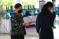  ดุษฎีบัณฑิต มหาบัณฑิต และบัณฑิตคณะศึกษาศาสตร์ มช. ร่วมซ้อมรับพิธีพระราชทานปริญญาบัตร ครั้งที่ 56