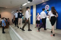  ดุษฎีบัณฑิต มหาบัณฑิต และบัณฑิตคณะศึกษาศาสตร์ มช. ร่วมซ้อมรับพิธีพระราชทานปริญญาบัตร ครั้งที่ 56