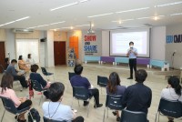คณะศึกษาศาสตร์ มช. กิจกรรมแลกเปลี่ยนเรียนรู้ Show & Share การจัดการเรียนการสอนเป็นภาษาอังกฤษ ประจำปีการศึกษา 2564