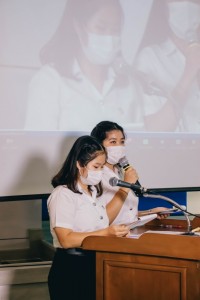 คณบดีคณะศึกษาศาสตร์ พร้อมด้วยคณะผู้บริหาร อาจารย์ที่ปรึกษา บุคลากร และสโมสรนักศึกษา ให้การต้อนรับผู้ปกครองนักศึกษาใหม่ ประจำปีการศึกษา 2565 ผ่านระบบออนไลน์