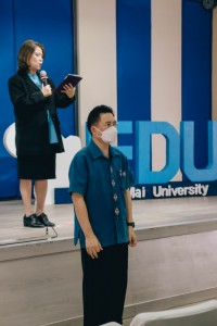 คณบดีคณะศึกษาศาสตร์ พร้อมด้วยคณะผู้บริหาร อาจารย์ที่ปรึกษา บุคลากร และสโมสรนักศึกษา ให้การต้อนรับผู้ปกครองนักศึกษาใหม่ ประจำปีการศึกษา 2565 ผ่านระบบออนไลน์