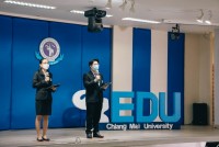 คณบดีคณะศึกษาศาสตร์ พร้อมด้วยคณะผู้บริหาร อาจารย์ที่ปรึกษา บุคลากร และสโมสรนักศึกษา ให้การต้อนรับผู้ปกครองนักศึกษาใหม่ ประจำปีการศึกษา 2565 ผ่านระบบออนไลน์