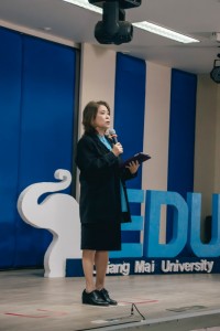 คณบดีคณะศึกษาศาสตร์ พร้อมด้วยคณะผู้บริหาร อาจารย์ที่ปรึกษา บุคลากร และสโมสรนักศึกษา ให้การต้อนรับผู้ปกครองนักศึกษาใหม่ ประจำปีการศึกษา 2565 ผ่านระบบออนไลน์