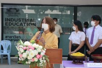 สาขาอุตสาหกรรมศึกษา จัดพิธีทำบุญและสืบสานประเพณีการหล่อเทียนพรรษา ประจำปีการศึกษา 2565