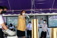 สาขาอุตสาหกรรมศึกษา จัดพิธีทำบุญและสืบสานประเพณีการหล่อเทียนพรรษา ประจำปีการศึกษา 2565