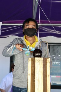 สาขาอุตสาหกรรมศึกษา จัดพิธีทำบุญและสืบสานประเพณีการหล่อเทียนพรรษา ประจำปีการศึกษา 2565