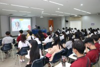 คณบดีคณะศึกษาศาสตร์ พบปะนักศึกษาโครงการครูรัก(ษ์)ถิ่น รหัส 63 64 และ 65 เพื่อรับฟังความคิดเห็นปัญหาและอุปสรรคในด้านการเรียนการสอนและการใช้ชีวิตในรั้วมหาวิทยาลัย