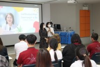 คณบดีคณะศึกษาศาสตร์ พบปะนักศึกษาโครงการครูรัก(ษ์)ถิ่น รหัส 63 64 และ 65 เพื่อรับฟังความคิดเห็นปัญหาและอุปสรรคในด้านการเรียนการสอนและการใช้ชีวิตในรั้วมหาวิทยาลัย