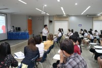 คณบดีคณะศึกษาศาสตร์ พบปะนักศึกษาโครงการครูรัก(ษ์)ถิ่น รหัส 63 64 และ 65 เพื่อรับฟังความคิดเห็นปัญหาและอุปสรรคในด้านการเรียนการสอนและการใช้ชีวิตในรั้วมหาวิทยาลัย