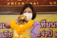  ผู้บริหารคณะศึกษาศาสตร์ มช. ร่วมพิธีหล่อเทียนและสมโภชเทียนพรรษา มหาวิทยาลัยเชียงใหม่ ประจำปี 2565