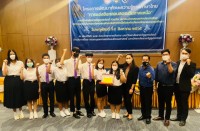 นักศึกษาสาขาวิชาภาษาไทย ได้รับรางวัลรองชนะเลิศอันดับ 1  การแข่งขันกลอนสดระดับภาคเหนือ ระดับอุดมศึกษา จัดโดย มหาวิทยาลัยราชภัฏอุตรดิตถ์