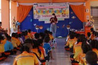 สาขาวิชาประถมศึกษา จัดกิจกรรมวิทยาศาสตร์ ปลูกพลังฝันนักวิทยาศาสตร์ตัวน้อยในบริบทโรงเรียนบ้านห้วยส้ม