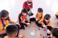 สาขาวิชาประถมศึกษา จัดกิจกรรมวิทยาศาสตร์ ปลูกพลังฝันนักวิทยาศาสตร์ตัวน้อยในบริบทโรงเรียนบ้านห้วยส้ม