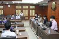 ผู้บริหารคณะศึกษาศาสตร์ มช. ให้การต้อนรับ อาจารย์และนักเรียน ม.5 จากโรงเรียนสาธิต มช. ในโอกาสเข้าเยี่ยมชมคณะฯ
