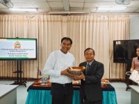ภาควิชาหลักสูตรฯ เข้าเยี่ยมชมศึกษาดูงานและแลกเปลี่ยนเรียนรู้ วิทยาลัยสร้างครู สาธารณรัฐประชาธิปไตยประชาชนลาว