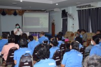 หัวหน้าสาขาวิชาบริหารธุรกิจ นำ นศ. รายวิชา 076444 ลงพื้นที่จัดกิจกรรมบรรยายพิเศษ ณ ศูนย์พัฒนาคุณภาพชีวิตและส่งเสริมอาชีพผู้สูงอายุตำบลมะขุนหวาน