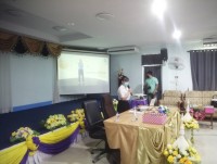 หัวหน้าสาขาวิชาบริหารธุรกิจ นำ นศ. รายวิชา 076444 ลงพื้นที่จัดกิจกรรมบรรยายพิเศษ ณ ศูนย์พัฒนาคุณภาพชีวิตและส่งเสริมอาชีพผู้สูงอายุตำบลมะขุนหวาน