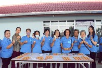 หัวหน้าสาขาวิชาบริหารธุรกิจ นำ นศ. รายวิชา 076444 ลงพื้นที่จัดกิจกรรมบรรยายพิเศษ ณ ศูนย์พัฒนาคุณภาพชีวิตและส่งเสริมอาชีพผู้สูงอายุตำบลมะขุนหวาน