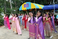 ผู้บริหาร นักศึกษา เจ้าหน้าที่คณะศึกษาศาสตร์ ครูและนักเรียน รร.สาธิตฯ มช. ร่วมพิธีทอดถวายผ้ากฐินมหาวิทยาลัยเชียงใหม่ ประจำปี 2565