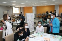 คณะศึกษาศาสตร์ มช. จัดจัดโครงการอบรมเชิงปฏิบัติการการพัฒนาการจัดการเรียนรู้แนวใหม่ที่สอดรับวิสัยทัศน์และพันธกิจของโรงเรียนในพื้นที่นวัตกรรมการศึกษา แก่ครู 4 โรงเรียน