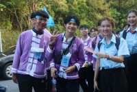 ผู้บริหาร คณาจารย์ นักศึกษา ศิษย์เก่า และบุคลากร คณะศึกษาศาสตร์ มช. รวมพลังส่งเสริมวัฒนธรรมประเพณีนำนักศึกษาใหม่ขึ้นไปนมัสการพระบรมธาตุดอยสุเทพ ประจำปี 2565