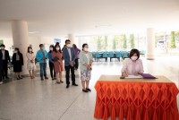 คณะศึกษาศาสตร์ มช. จัดพิธีทำบุญตักบาตรพระสงฆ์ จำนวน 9 รูป และพิธีถวายพระพรชัยมงคล สมเด็จพระเจ้าลูกเธอ เจ้าฟ้าพัชรกิติยาภานเรนทิราเทพยวดี กรมหลวงราชสาริณีสิริพัชร มหาวัชรราชธิดา