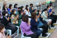 คณะศึกษาศาสตร์ มช. จัดพิธีทำบุญตักบาตรพระสงฆ์ จำนวน 9 รูป และพิธีถวายพระพรชัยมงคล สมเด็จพระเจ้าลูกเธอ เจ้าฟ้าพัชรกิติยาภานเรนทิราเทพยวดี กรมหลวงราชสาริณีสิริพัชร มหาวัชรราชธิดา