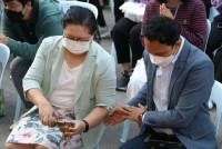 คณะศึกษาศาสตร์ มช. จัดพิธีทำบุญตักบาตรพระสงฆ์ จำนวน 9 รูป และพิธีถวายพระพรชัยมงคล สมเด็จพระเจ้าลูกเธอ เจ้าฟ้าพัชรกิติยาภานเรนทิราเทพยวดี กรมหลวงราชสาริณีสิริพัชร มหาวัชรราชธิดา