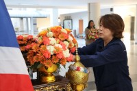 คณะศึกษาศาสตร์ มช. จัดพิธีทำบุญตักบาตรพระสงฆ์ จำนวน 9 รูป และพิธีถวายพระพรชัยมงคล สมเด็จพระเจ้าลูกเธอ เจ้าฟ้าพัชรกิติยาภานเรนทิราเทพยวดี กรมหลวงราชสาริณีสิริพัชร มหาวัชรราชธิดา