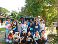 ชมรมอาสาพัฒนาและบำเพ็ญประโยชน์ จัดโครงการ { กิจกรรมเสริมสร้างความเป็นครูผ่านกิจกรรมนักศึกษาจิตสาธารณะ : ปลูกฝัน สานสัมพันธ์ สานศรัทธา } ณ โรงเรียนออนใต้วิทยา
