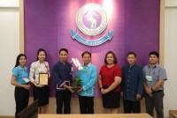 ผู้บริหารคณะศึกษาศาสตร์ มช. ร่วมแสดงความยินดีกับ รองศาสตราจารย์ ดร.สมบัติ ท้ายเรือคำ ศิษย์เก่าดีเด่น วศ., มศว, มน. ประจำปี 2566 
