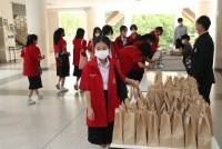 ผู้บริหารคณะศึกษาศาสตร์ มช. ให้การต้อนรับ ครูและนักเรียนโรงเรียนสตรีราชินูทิศ หวัดอุดรธานี เข้าเยี่ยมชมคณะ