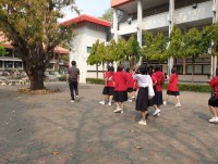 ผู้บริหารคณะศึกษาศาสตร์ มช. ให้การต้อนรับ ครูและนักเรียนโรงเรียนสตรีราชินูทิศ หวัดอุดรธานี เข้าเยี่ยมชมคณะ