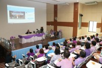ผู้บริหารคณะศึกษาศาสตร์ มช. ให้การต้อนรับนักศึกษาเก่ารหัส 162 จำนวน 70 คน เข้าเยี่ยมคณะในโอกาสครบรอบ 50 ปี รหัส 162